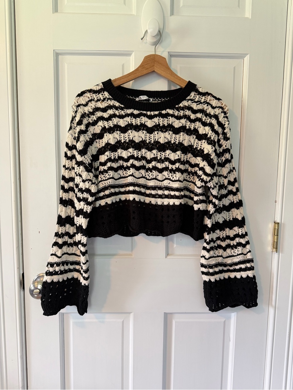 Zara Black & White Cropped Open-Knit Sweater